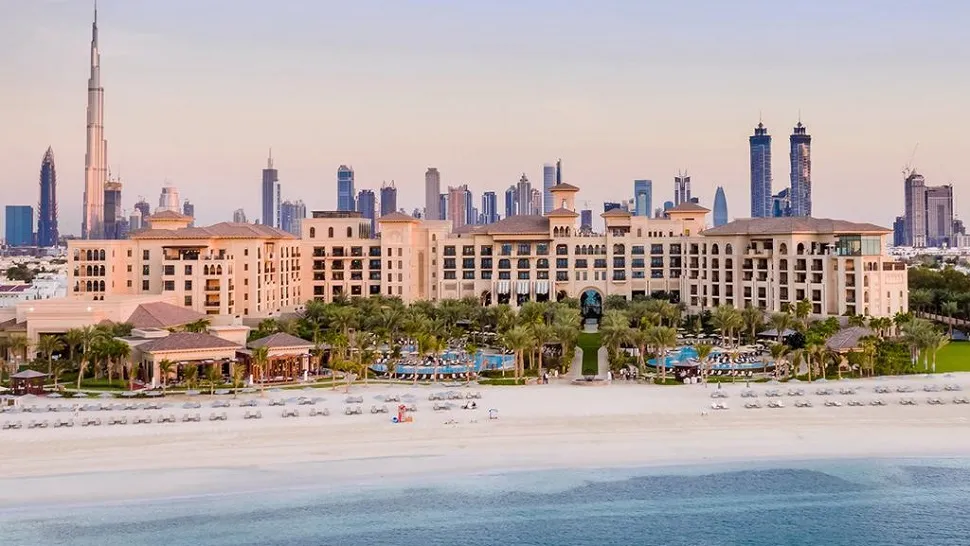 FOUR-SEASONS-DUBAI-AT-JUMEIRAH-BEACH