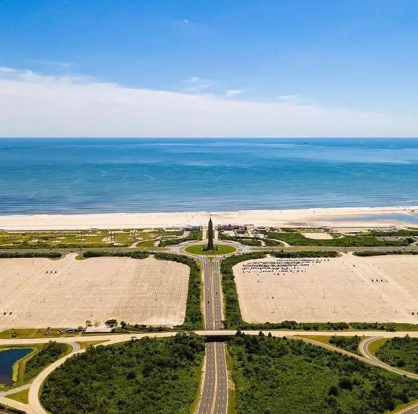 Jones Beach, NY Beach Photos, Map & Reviews (May Updated 2024