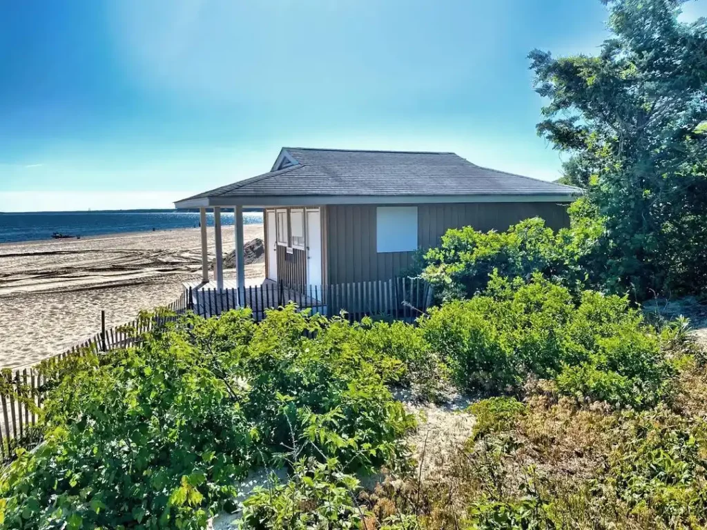 Sunken-Meadow-Beach