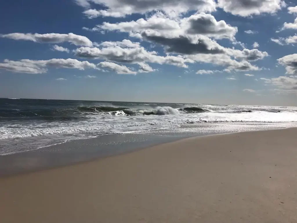 Ponquogue-Beach