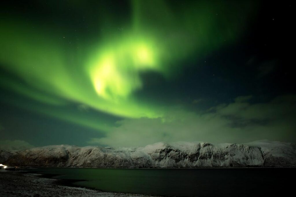 Best-Month-to-See-the-Northern-Lights