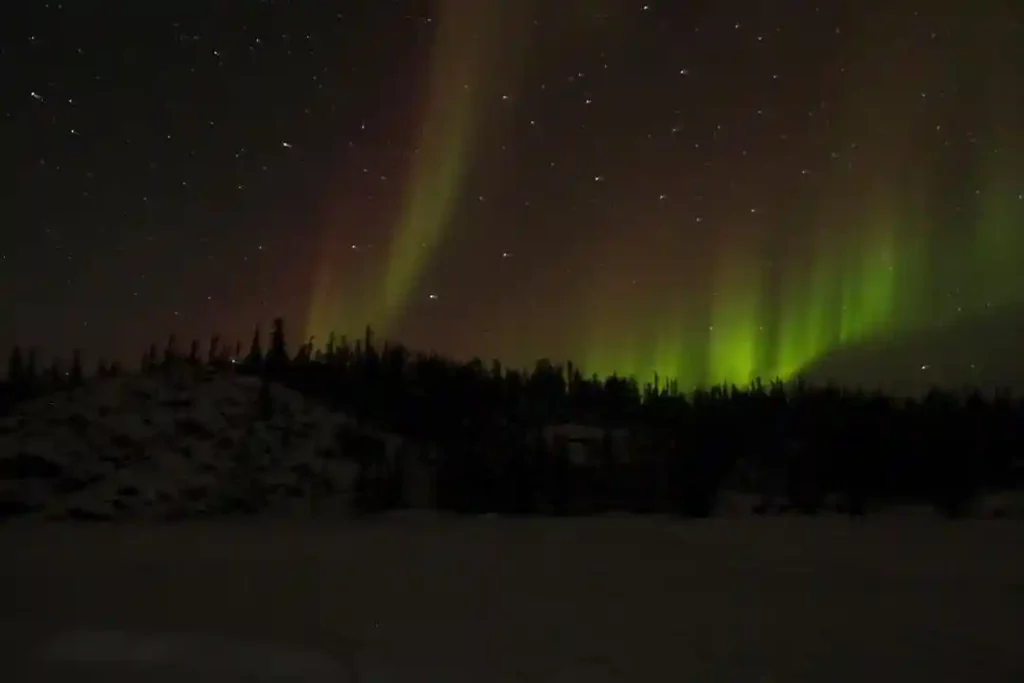 Yellowknife-northern-lights