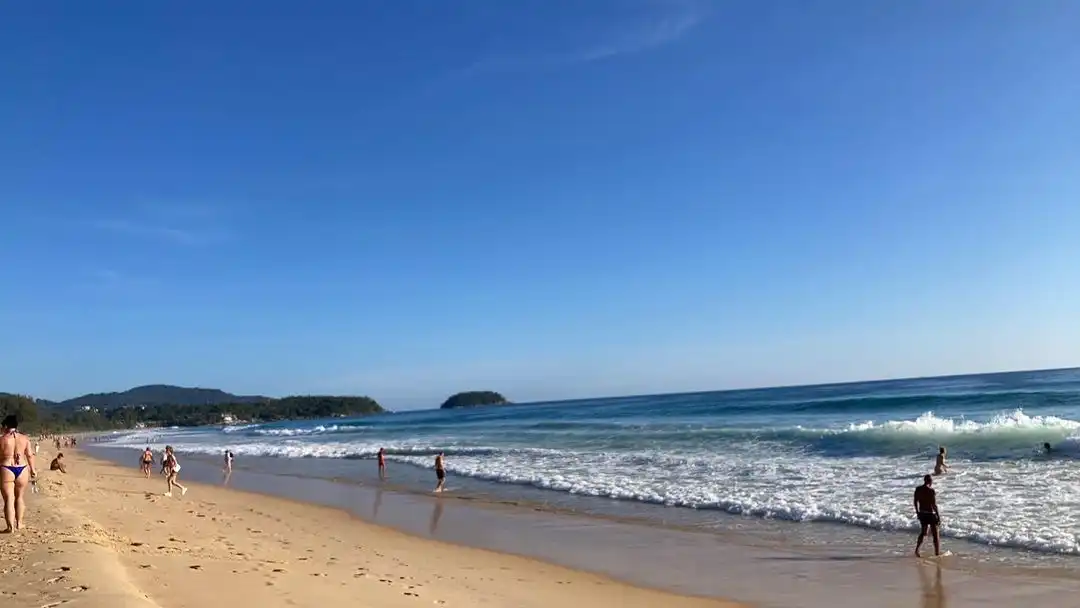 Hat-karon-beach