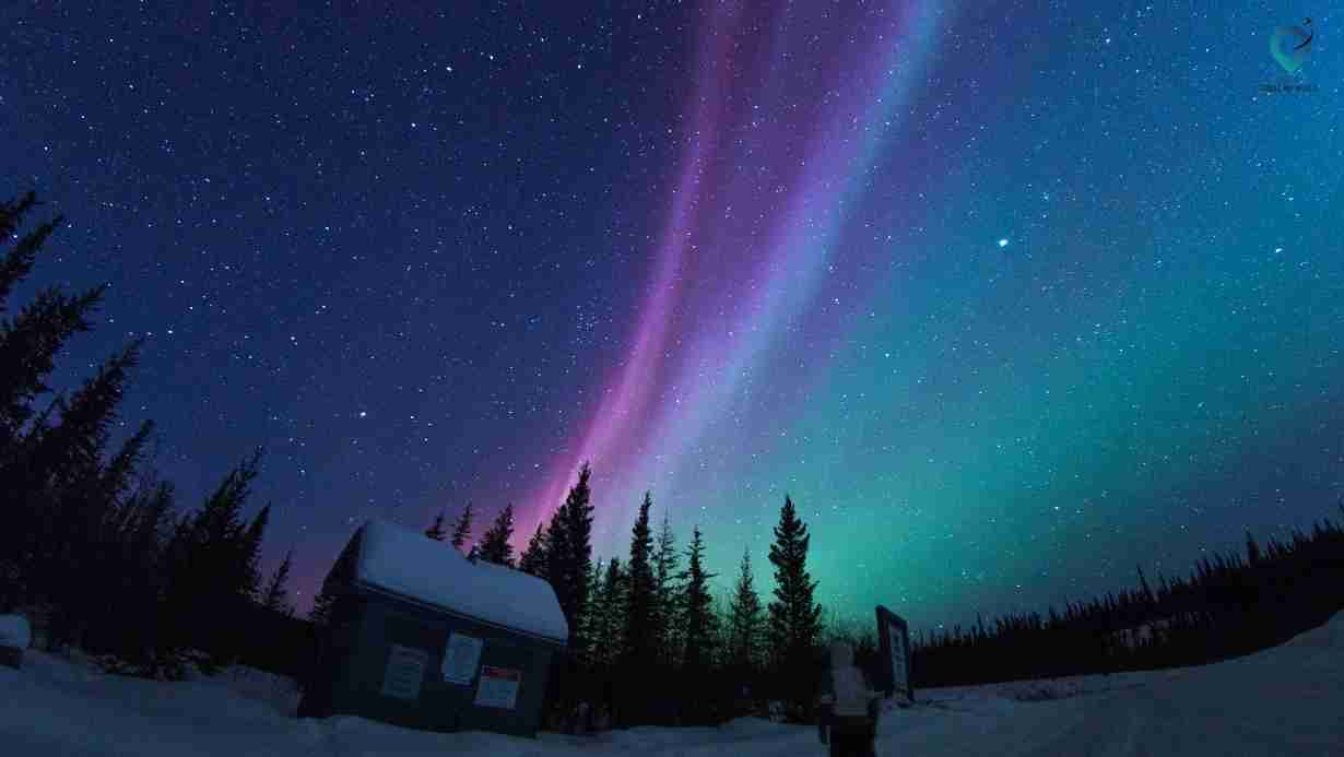 Yellowknife-Northern-Lights 