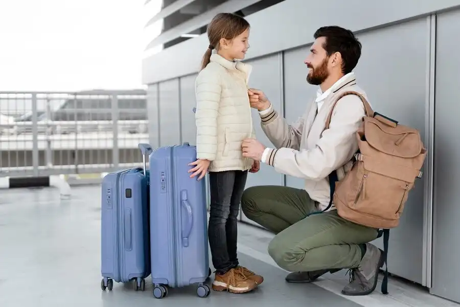 Travel-Tips-for-Single-Parents