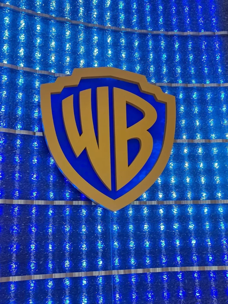 Warner-Bros.